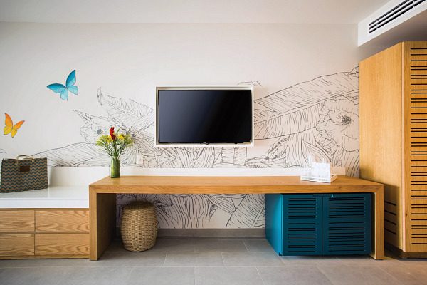 All Junior Suites + Preferred Club Junior Suites
