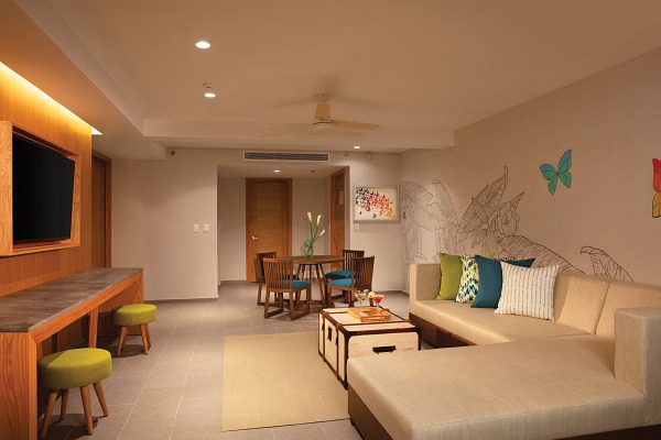 Dreams Natura - Rooms - Preferred Club Master Suite Living Area