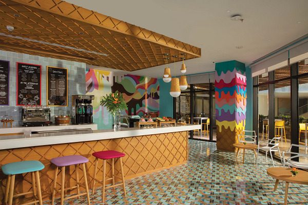 Restaurant - Coco Café/Dolce Ice Cream Parlor